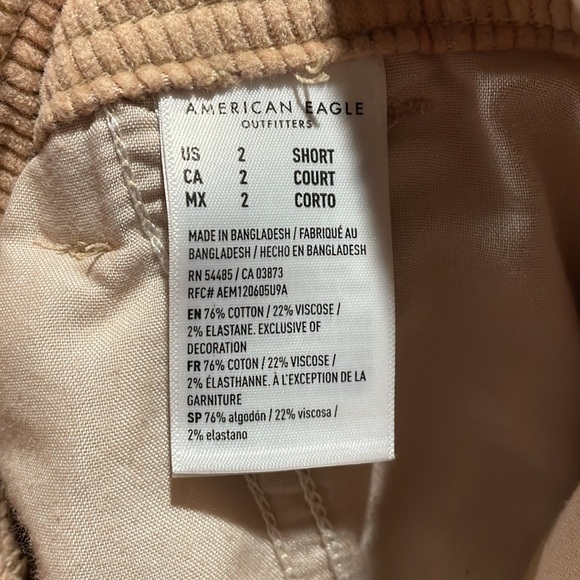 American Eagle tan corduroy cargo pants size 2, short - Picture 7 of 7